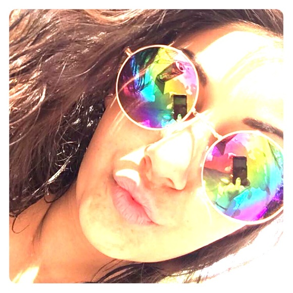 Rainbow shades 🌈 - Picture 1 of 1